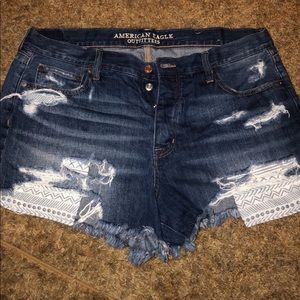 American eagle distressed shorts